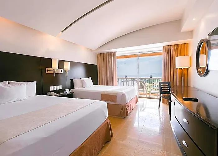 Azul Ixtapa Hotel