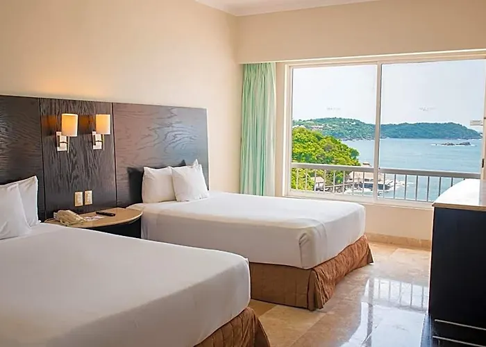 Azul Ixtapa 3*