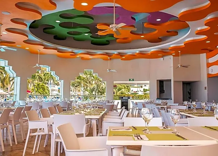 Hotel Azul Ixtapa Zihuatanejo