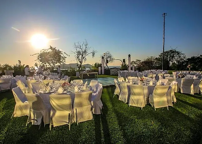 Hotel Azul Ixtapa 3*