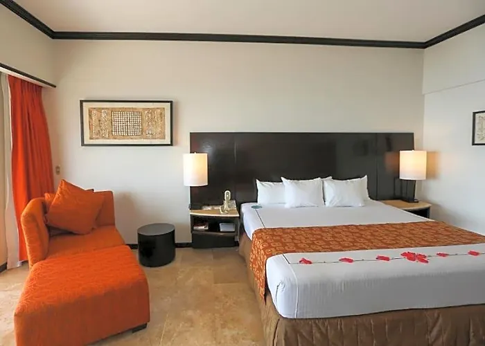 Hotel Azul Ixtapa 3*